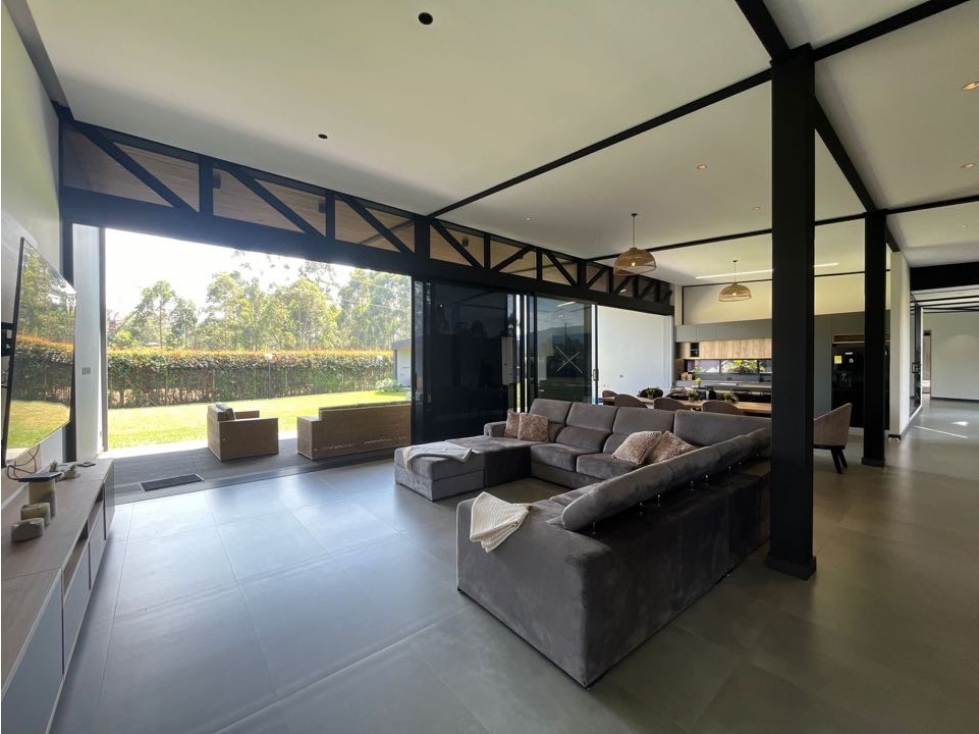 Hermosa casa para Venta en Llanogrande — foto 4