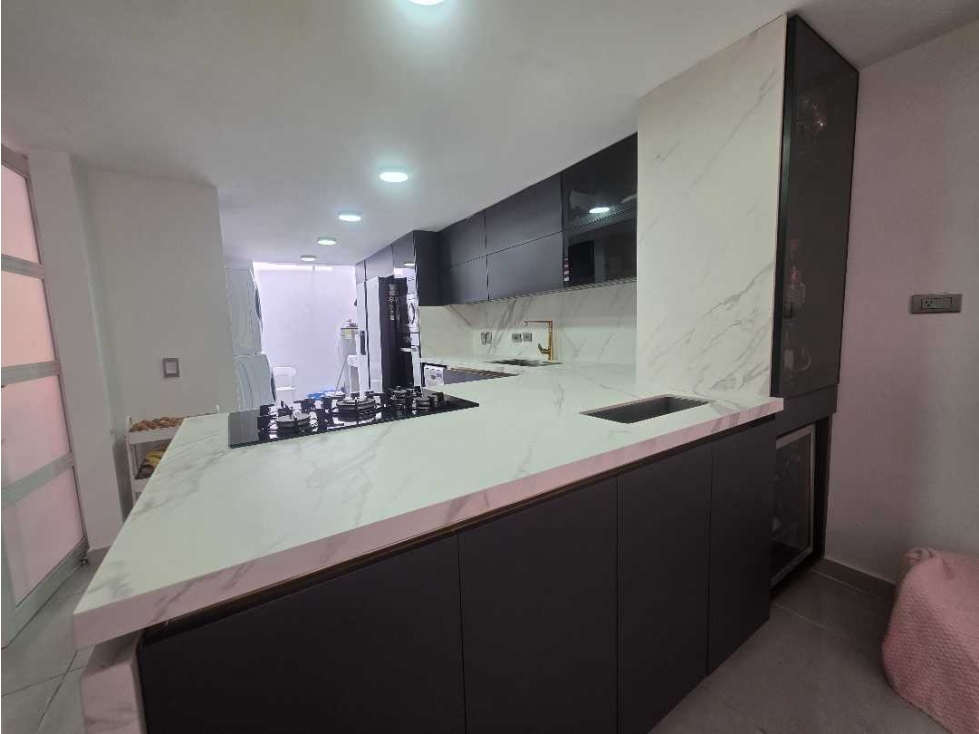 Hermosa casa para venta ubicada en Medellín sector la Mota — foto 3