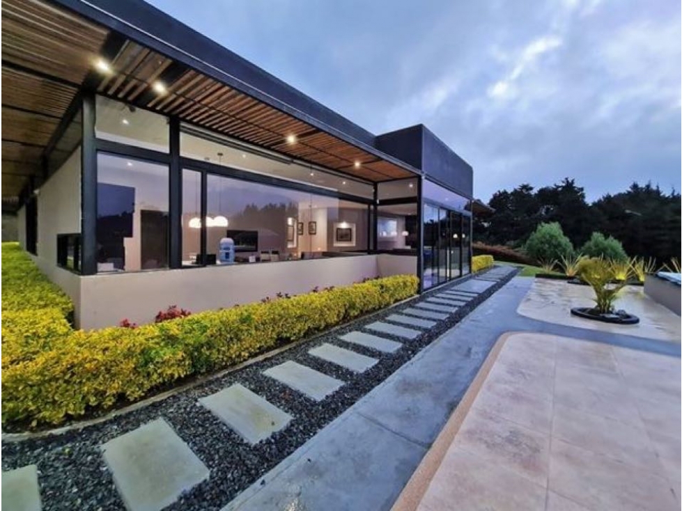 Casa para Venta en Medellín Alto de Palmas — foto 2