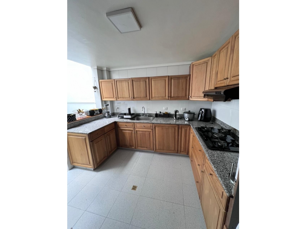 Hermosa casa remodelada en San Lucas Medellin — foto 5