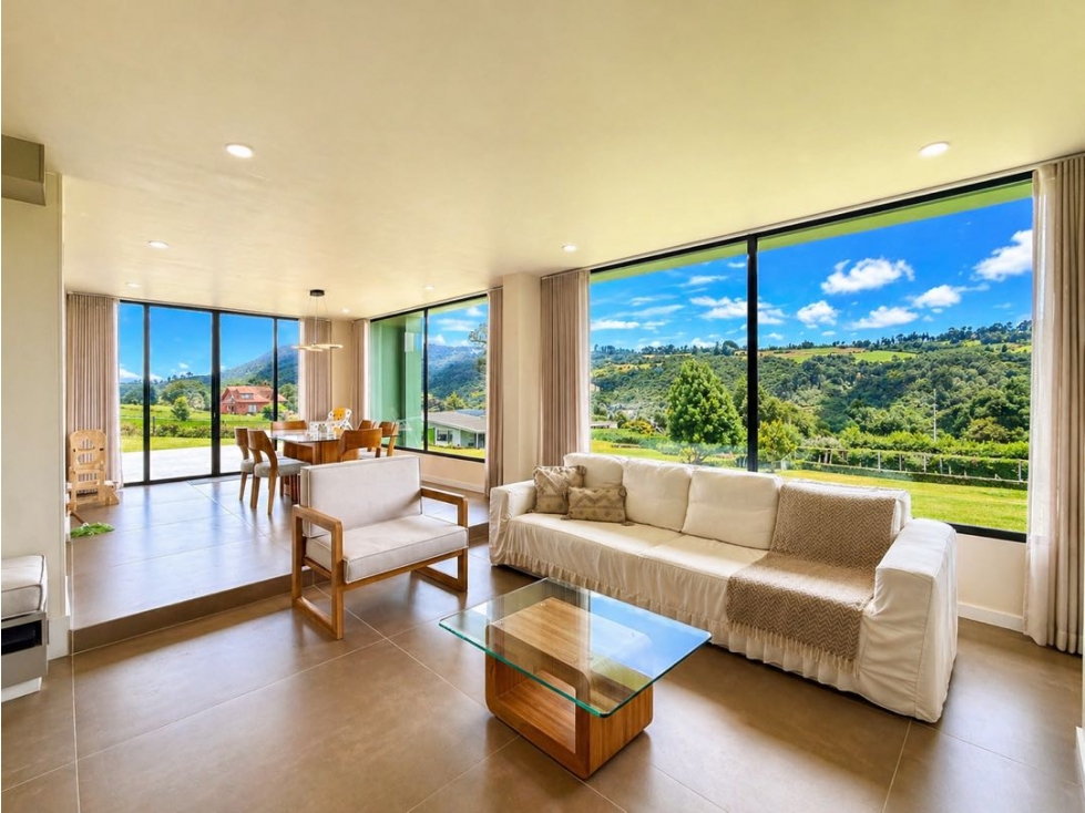 HERMOSA CASA REMODELADA EN YERBABUENA — foto 3