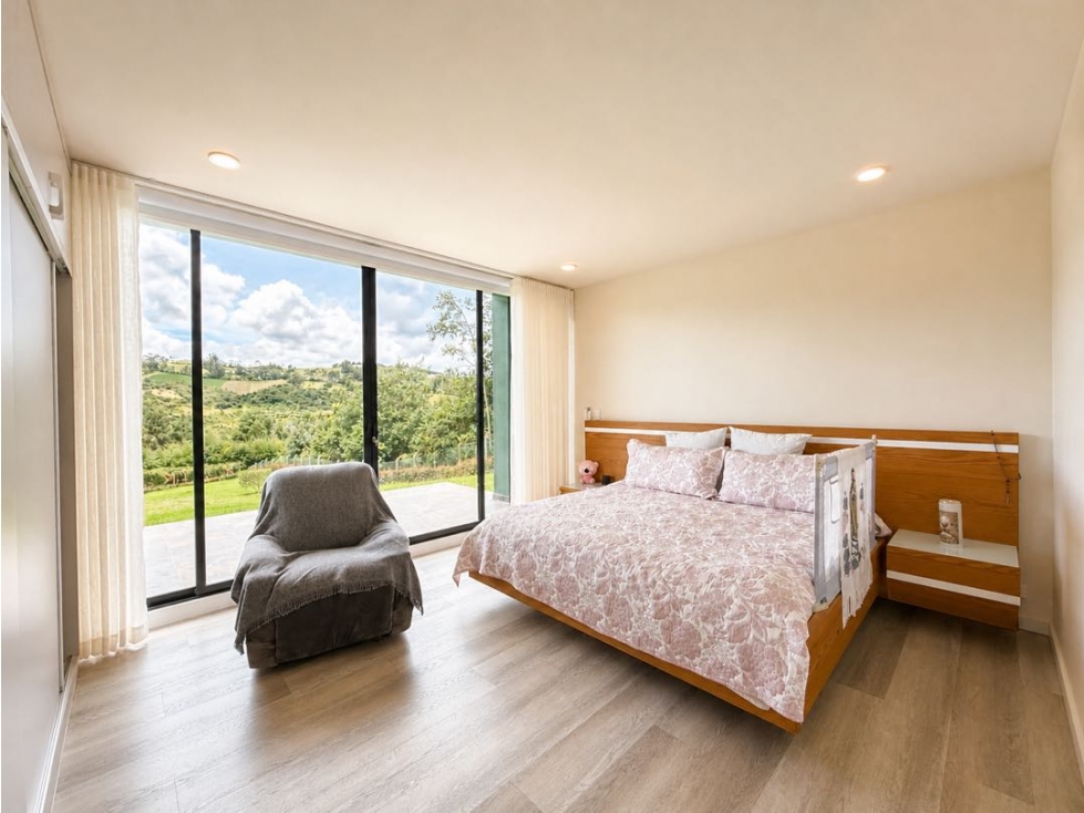 HERMOSA CASA REMODELADA EN YERBABUENA — foto 6