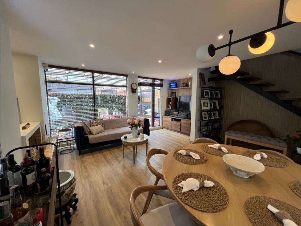 ¡HERMOSA CASA REMODELADA PARE VENTA EN CONJUNTO DE CAJICA! — foto 6