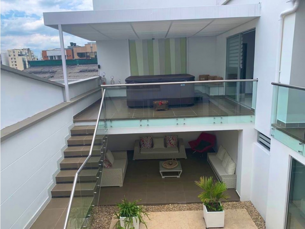 Hermosa casa ubicada en el Norte de La ciudad