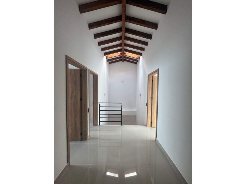 Hermosa casa ubicada en Pietrasanta Campestre San Antonio de Pereira — foto 6