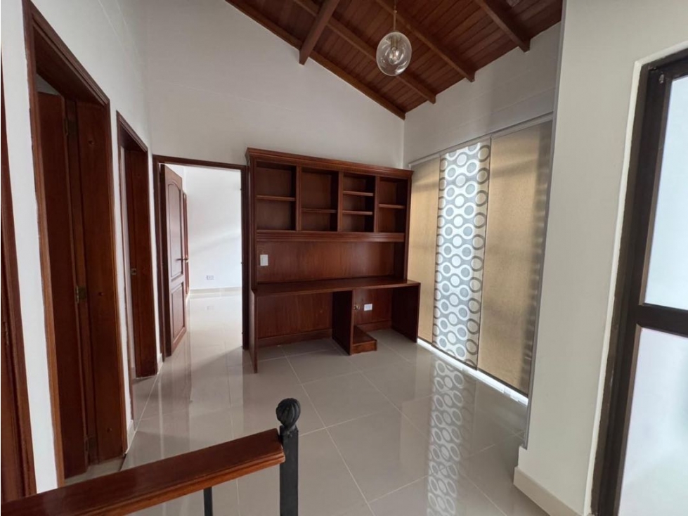 Hermosa Casa ubicada en Pinares Pereira — foto 6