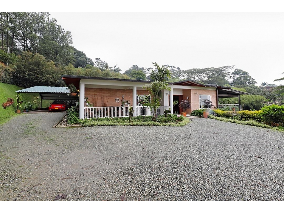 Casa en venta Envigado de un solo nivel