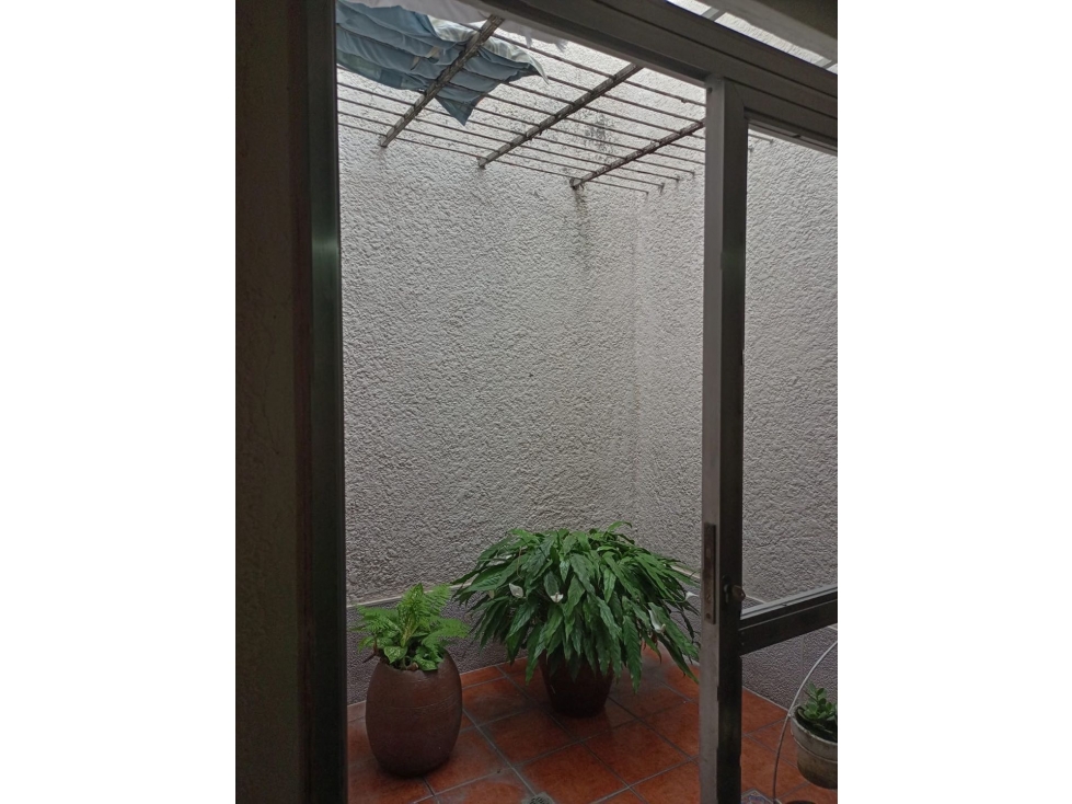HERMOSA CASA UNIFAMILIAR BELEN LA NUBIA POSIBILIDAD FUTURO 5 NIVELES — foto 6