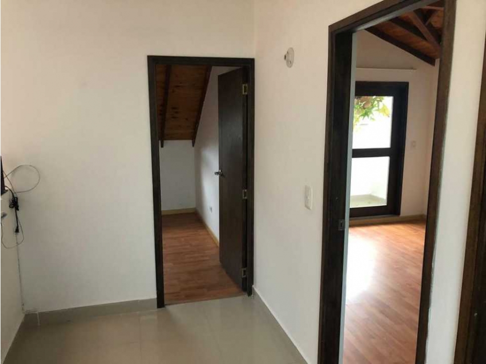 HERMOSA CASA UNIFAMILIAR DE DOS (2) PLANTAS EN VENTA - CARMEN DE VIB. - 5