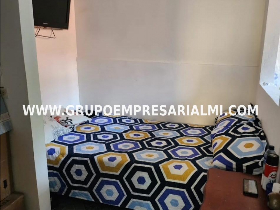 HERMOSA CASA UNIFAMILIAR EN VENTA - SECTOR PUEBLO VIEJO COD: 29444 - 5