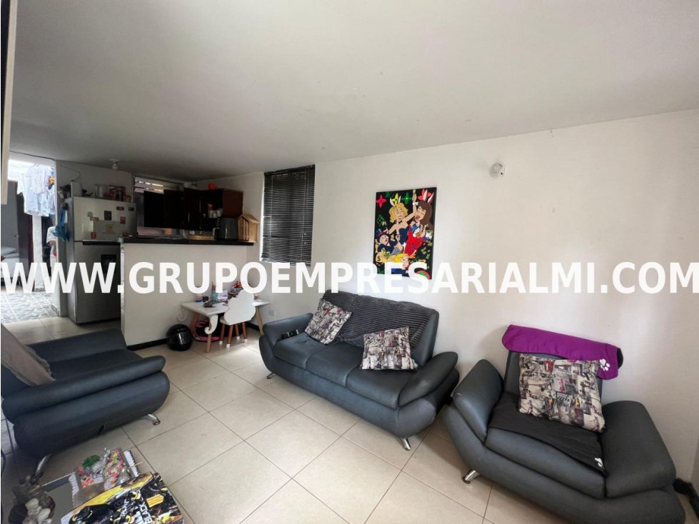 HERMOSA CASA UNIFAMILIAR EN VENTA - SECTOR PAJARITO COD: 30392