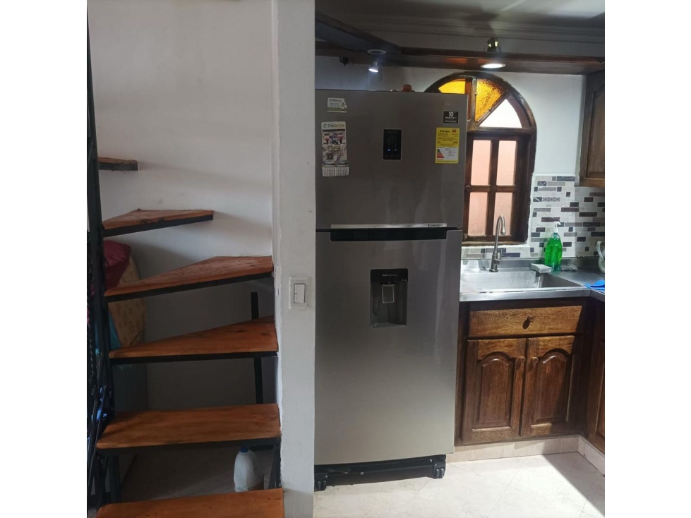 HERMOSA CASA UNIFAMILIAR EN VENTA EN EL BARRIO EL PORVENIR DE RIONEGRO — foto 3