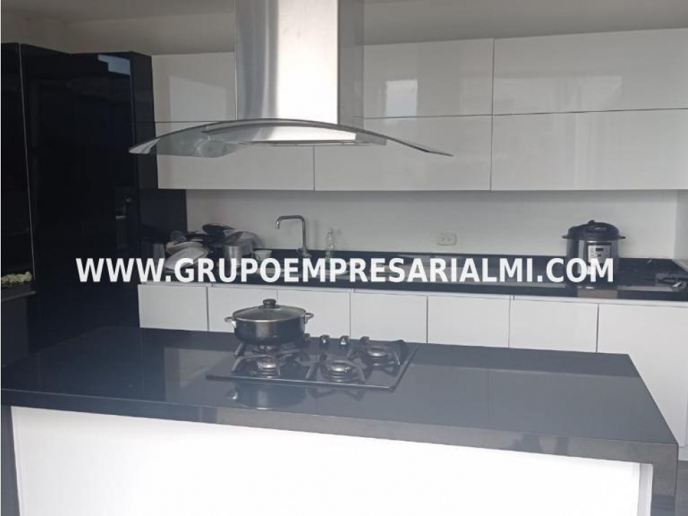 HERMOSA CASA UNIFAMILIAR EN VENTA - SANTA FE COD: 11187 - 3