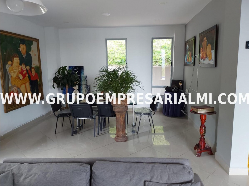 HERMOSA CASA UNIFAMILIAR EN VENTA - SECTOR NORTEAMÉRICA COD: 32507