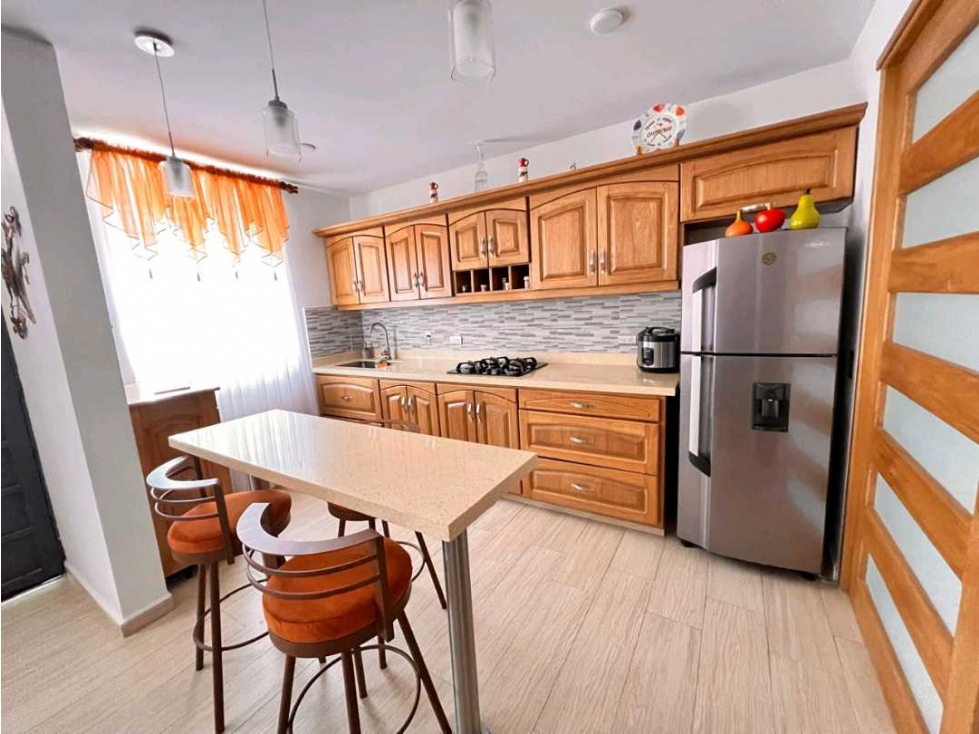 HERMOSA CASA UNIFAMILIAR EN VENTA CON EXCELENTE UBICACION - EL CARMEN.
