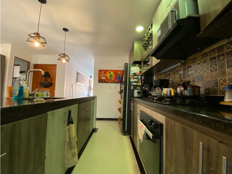 HERMOSA CASA UNIFAMILIAR ENVIGADO SECTOR LAS ANTILLAS SOLO DE CONTADO — foto 4
