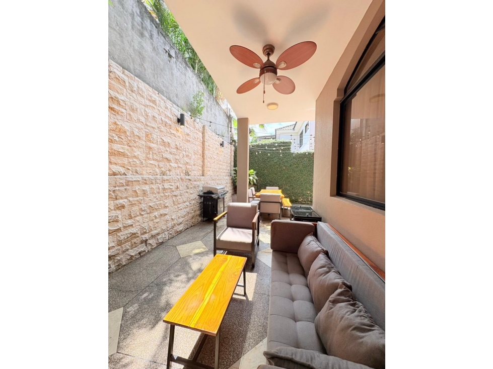 Hermosa casa - Urb Las Cumbres - 6