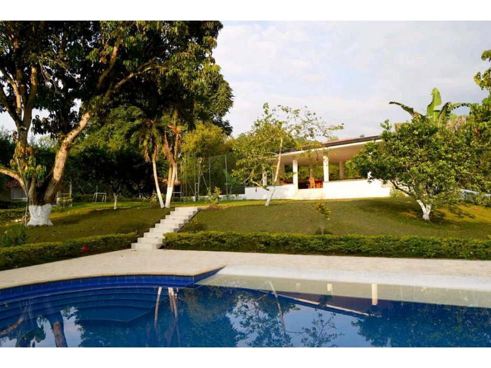 HERMOSA FINCA ACREDITADA PARA RENTAS A 3 MINUTOS DEL CRUCERO — foto 2