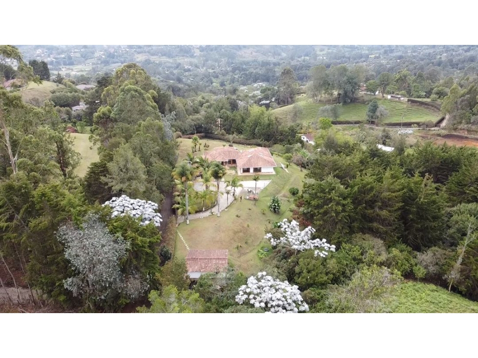 Hermosa finca cabeceras sector buen genio