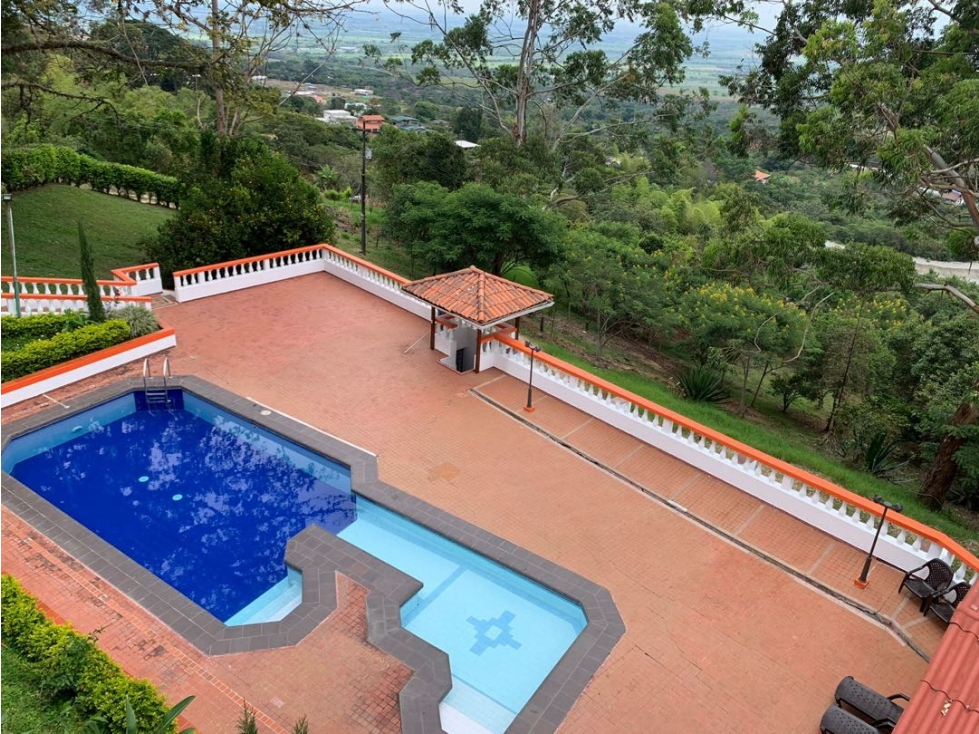 Hermosa finca de 64.000m2 en venta Santa Elena El Cerrito Valle - 2