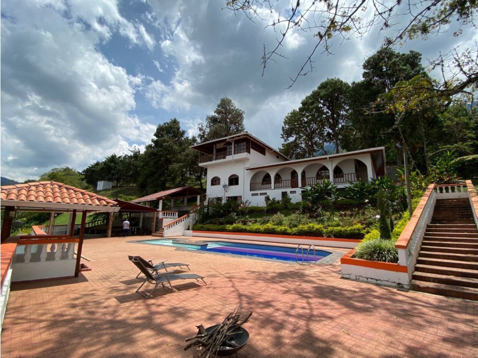 Hermosa finca de 64.000m2 en venta Santa Elena El Cerrito Valle - 3