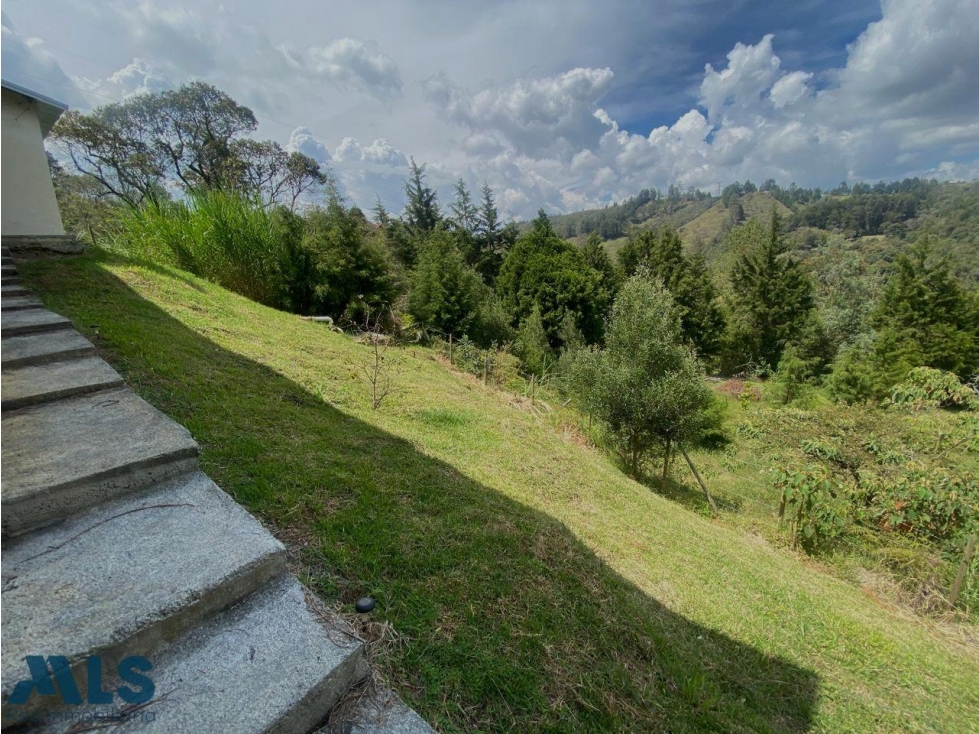 Hermosa finca disponible para Venta(MLS#250628) - 2