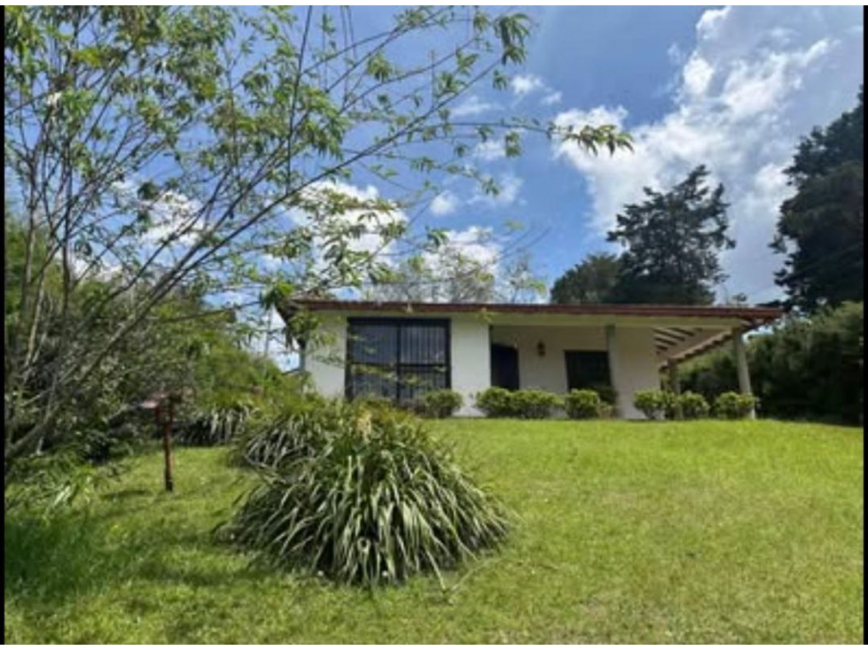 Hermosa finca en el Retiro - La Ceja