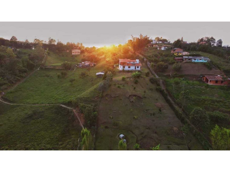 HERMOSA FINCA EN VENTA CON EXCELENTE UBICACIÓN EN RÍONEGRO ANTIOQUIA — foto 5