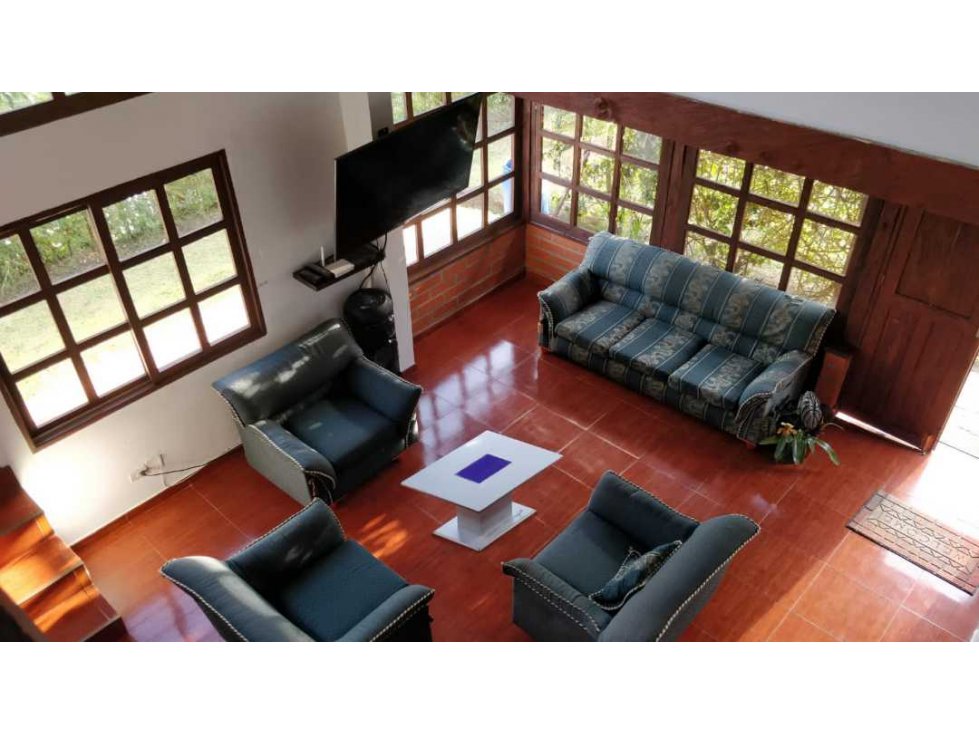HERMOSA FINCA EN VENTA CON EXCELENTE UBICACIÓN EN RÍONEGRO ANTIOQUIA — foto 6