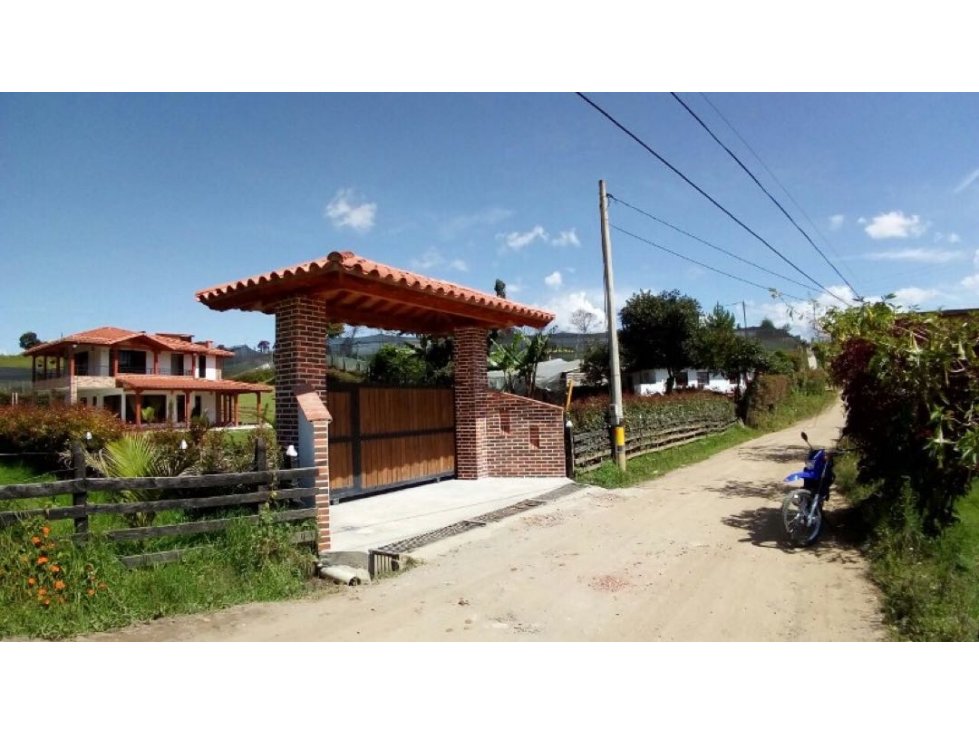 HERMOSA FINCA EN VENTA VEREDA LA PALMA EL CARMEN DE VIBORAL — foto 4