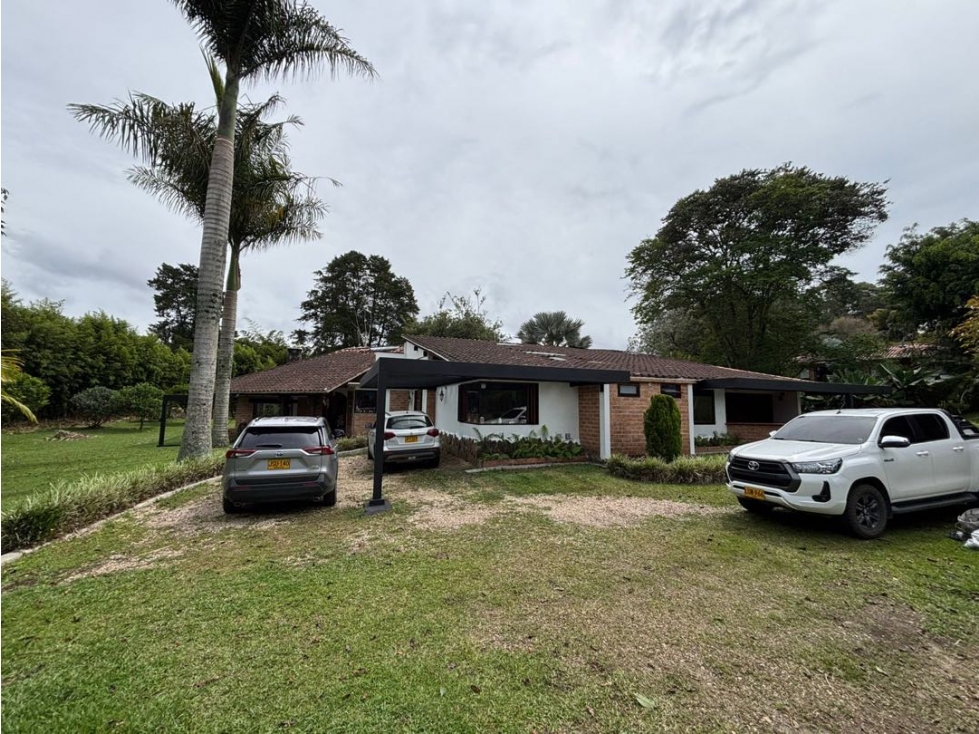 Hermosa finca para alquiler en Llanogrande a 5 min de la Amalita — foto 4