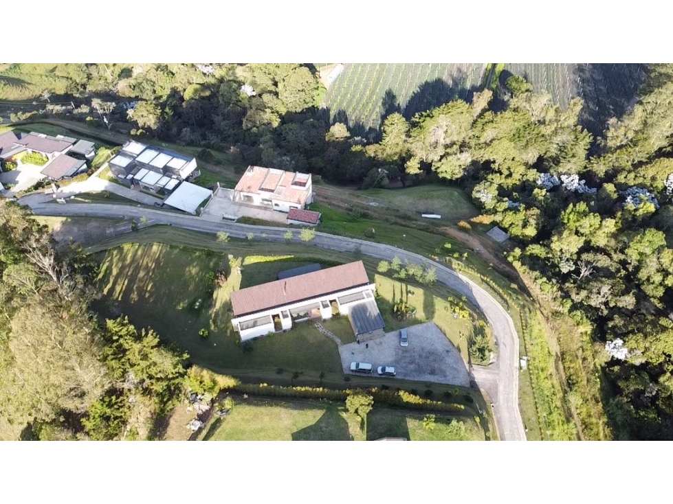 HERMOSA FINCA PONTEZUELA UNIDAD CERRADA — foto 3