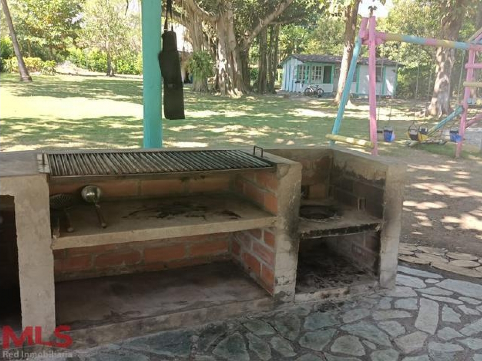 Hermosa finca Santa Fe de Antioquia(MLS#235752) - 3