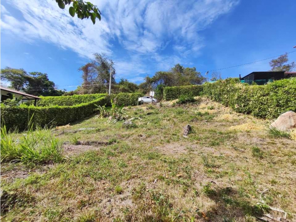 Hermoso lote de 1274 M2 en 179 mill en La Mesa Cund, Colombia