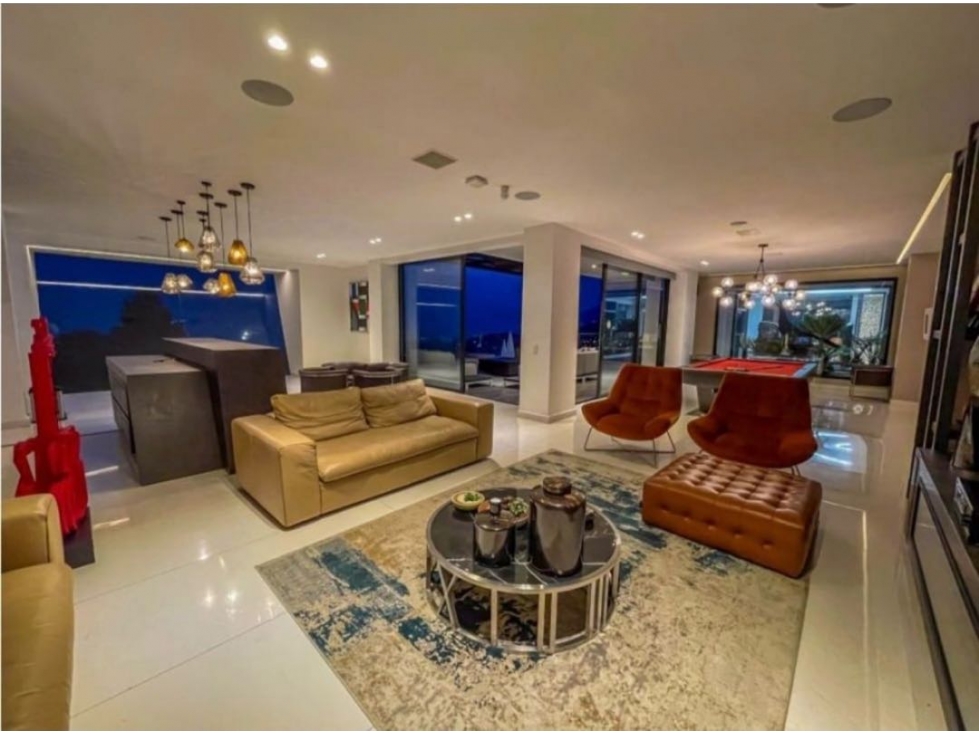 HERMOSA MANSION EN LAS PALMAS CON UNA ESPECTACULAR VISTA A LA CIUDAD — foto 6