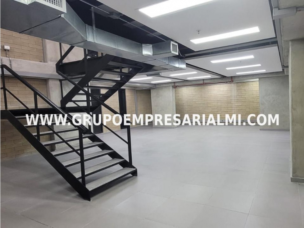 HERMOSA OFICINA DÚPLEX EN ARRIENDO - SECTOR AGUACATALA COD: 30549 — foto 3