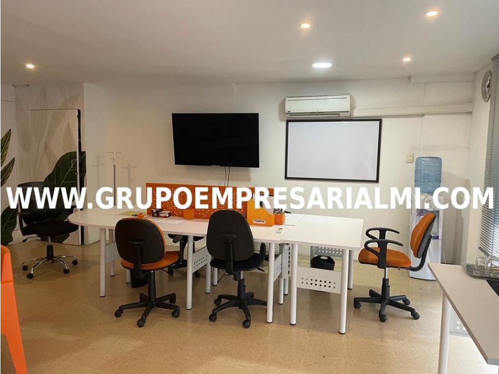 HERMOSA OFICINA EN ARRIENDO - SECTOR PATIO BONITO COD: 31188