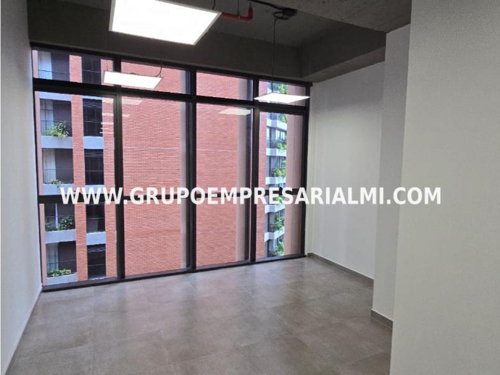 HERMOSA OFICINA EN ARRIENDO - SECTOR LAS PALMAS COD: 31510 — foto 2