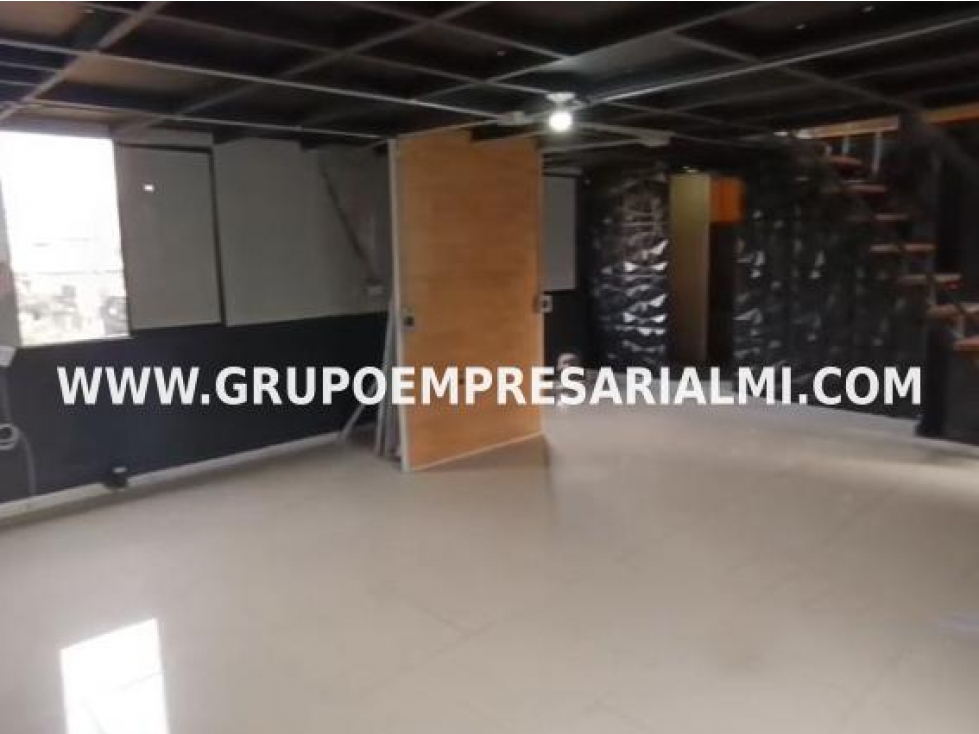 HERMOSA OFICINA EN ARRIENDO - SECTOR SAN DIEGO COD: 32378
