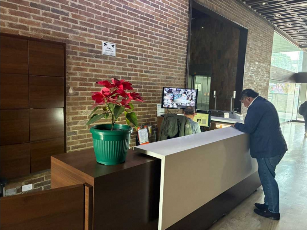 Hermosa oficina en Chapinero — foto 4
