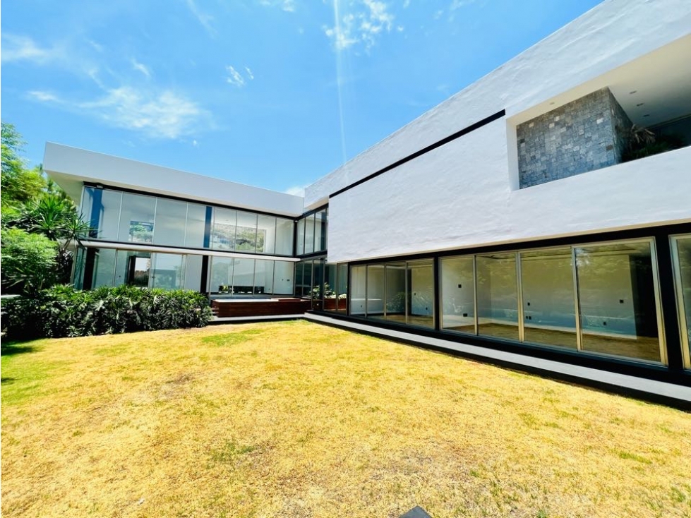 HERMOSA RESIDENCIA EN CLUB DE GOLF TRES MARÍAS — foto 2