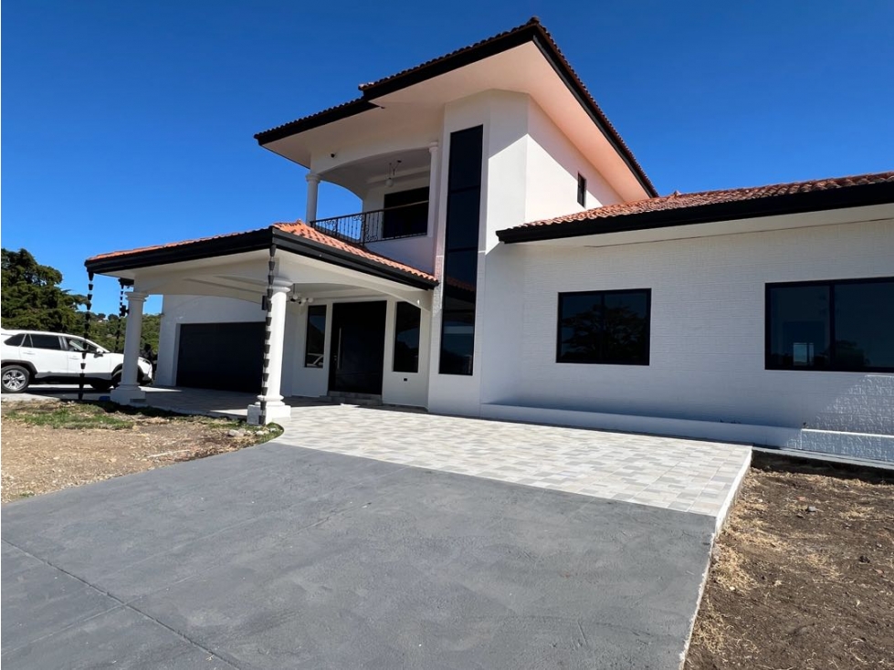 Hermosa Vivienda a la venta con espectacular vista a las montañas — foto 2