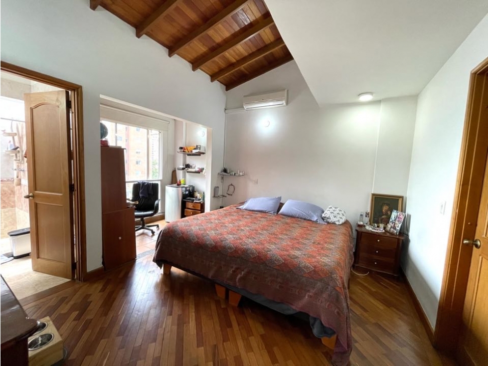 Hermosa y amplia casa en la loma del Esmeraldal — foto 5