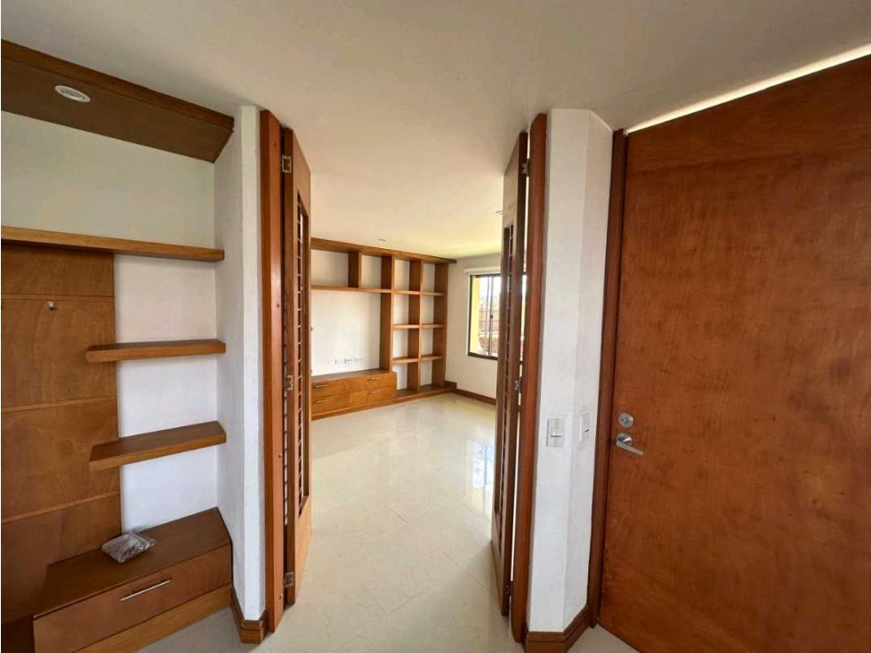 Hermosa y amplia casa en venta Chia, Conjunto cerrado, cerca de Piedra — foto 4