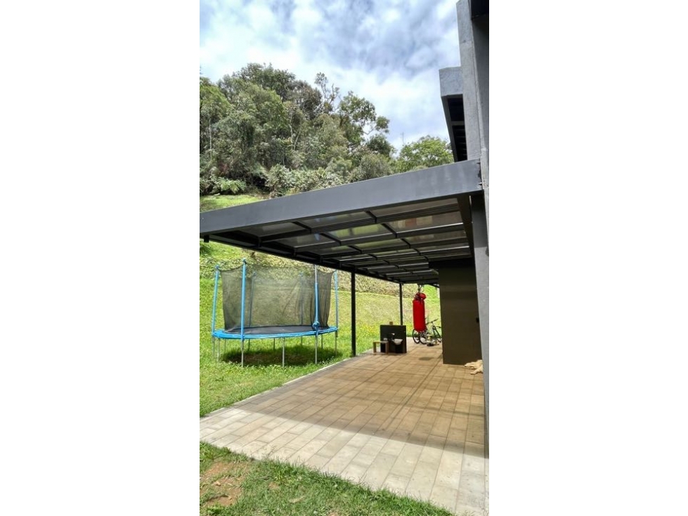 VENTA DE CASA CAMPESTRE EN ENVIGADO LOMA DEL ESCOBERO UNIDAD CERRADA — foto 5