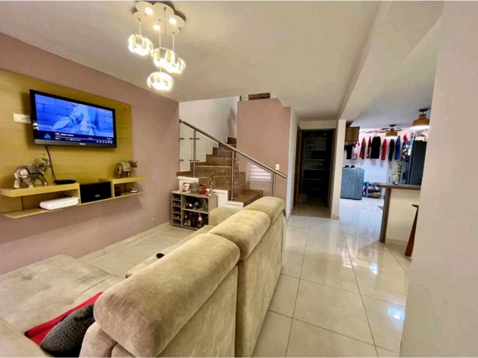 Hermosa casa en conjunto cerrado sector Galicia Cerritos-Pereira