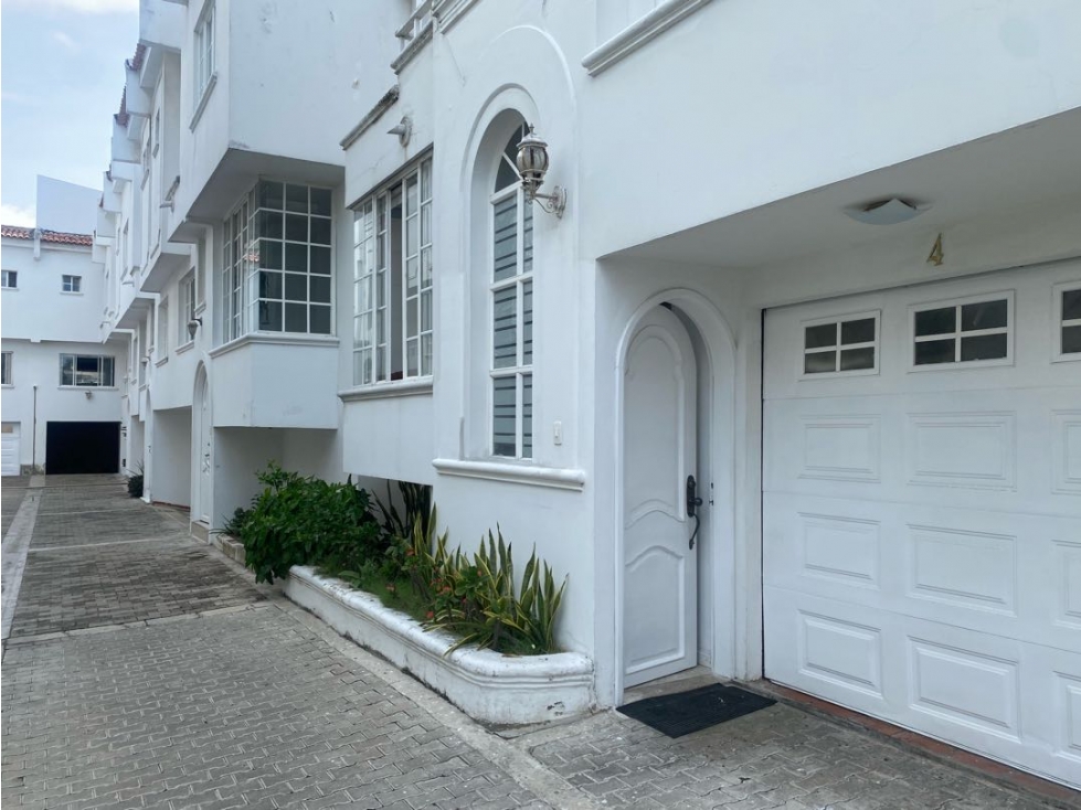 Hermosa Casa en conjunto en Venta en Villa Santos — foto 2