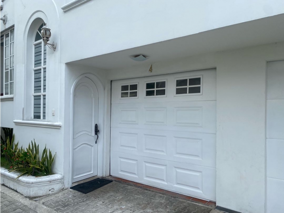 Hermosa Casa en conjunto en Venta en Villa Santos — foto 3