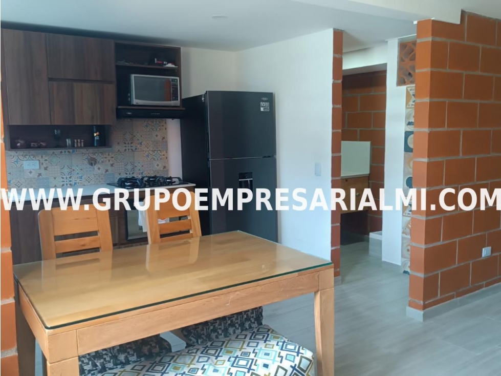 HERMOSAS CASA EN VENTA - SECTOR SANTA ELENA COD: 32388