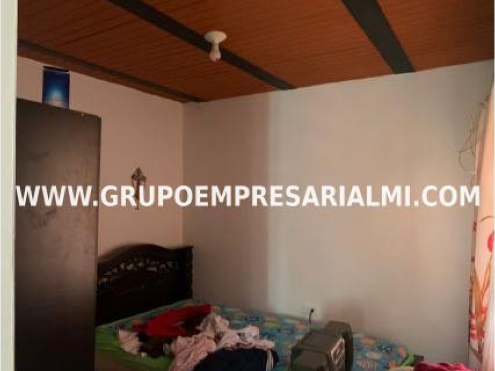 HERMOSAS CASAS EN VENTA - SECTOR NIQUIA COD: 30269 - 5